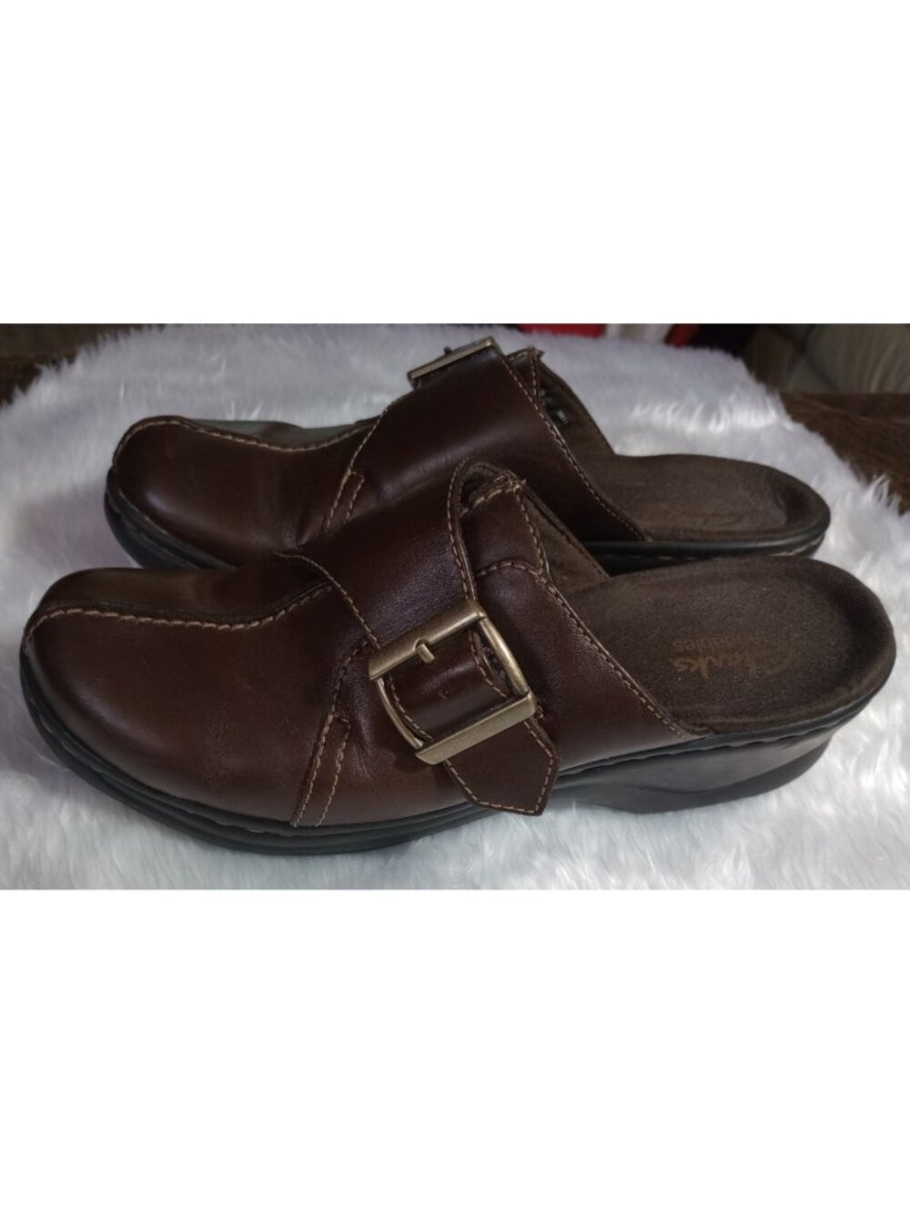 Clarks Brown Leather Mules Slip On Shoes Women's 7 Adjustable Pre-Own
